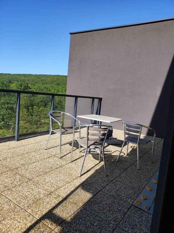Appartement Mezadler à Košice Extérieur photo